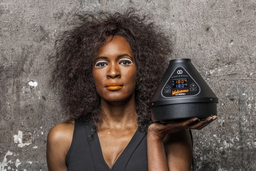 Storz & Bickel Volcano Hybrid Vaporizer *ONYX Edition* Storz & Bickel Volcano Hybrid Vaporizer *ONYX Edition*